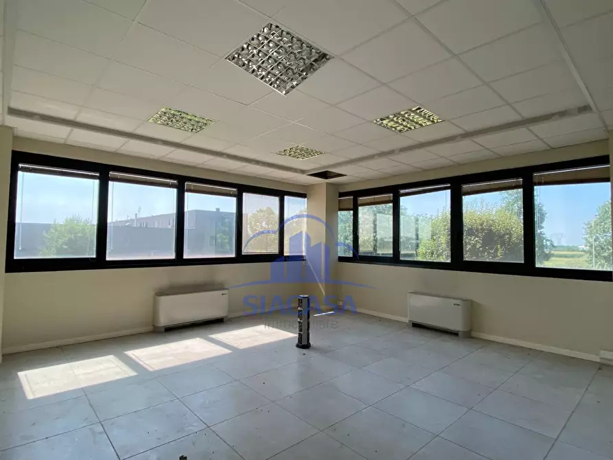 ufficio in affitto ad Inzago