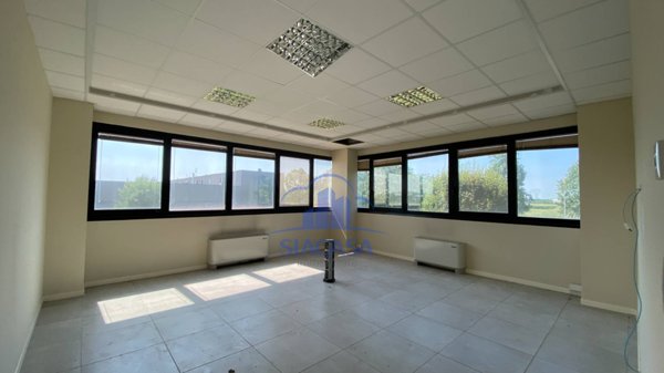ufficio in affitto ad Inzago