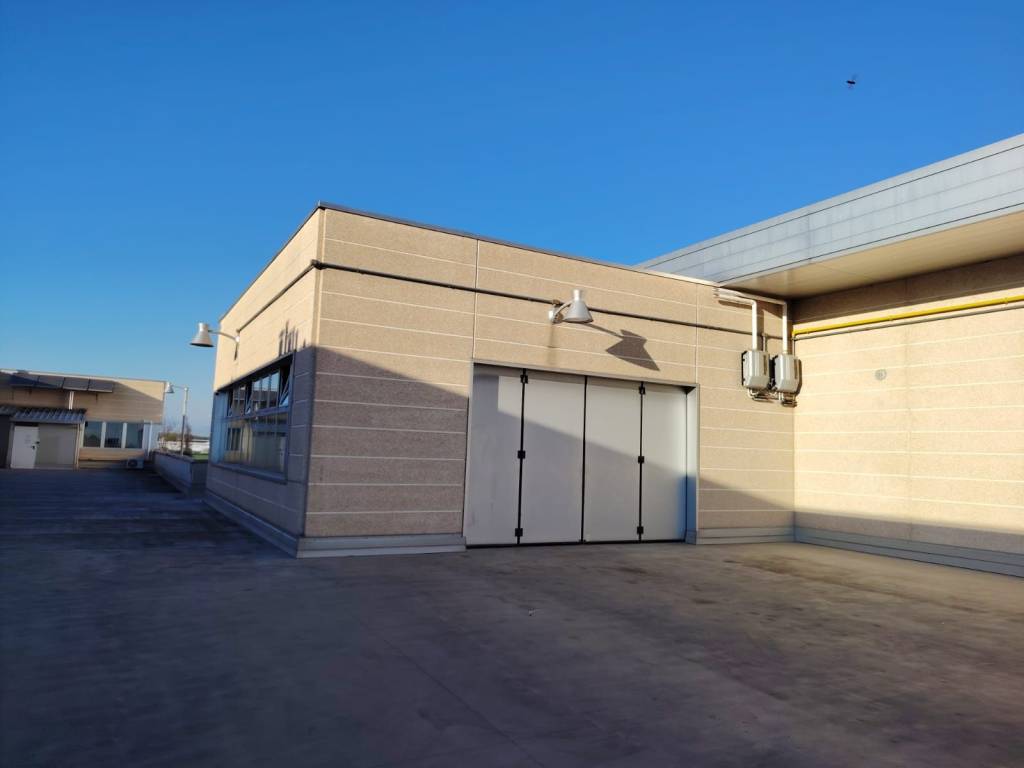 capannone in affitto ad Inzago