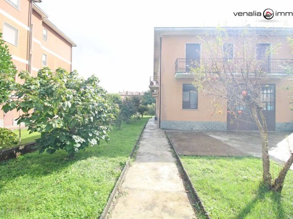 appartamento in affitto a Lacchiarella