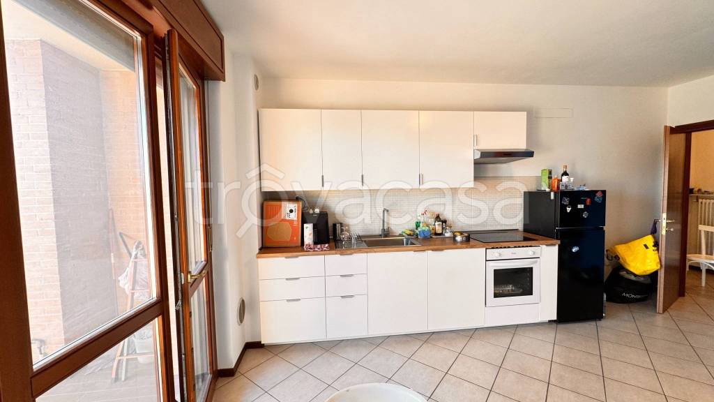appartamento in affitto a Lacchiarella in zona Mettone