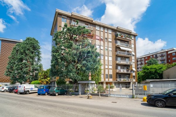ufficio in affitto a Lainate