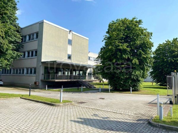 ufficio in affitto a Lainate