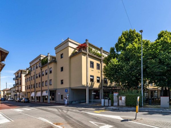 ufficio in affitto a Lainate