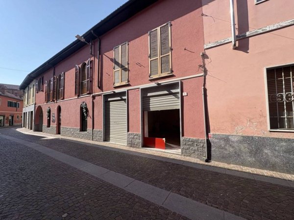 negozio in affitto a Lainate