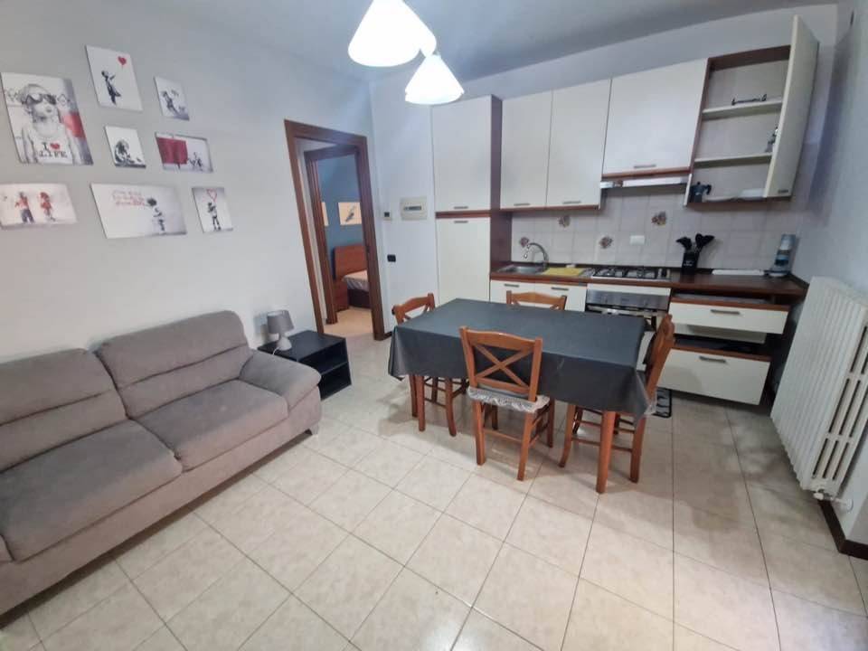 appartamento in affitto a Lainate in zona Pagliera