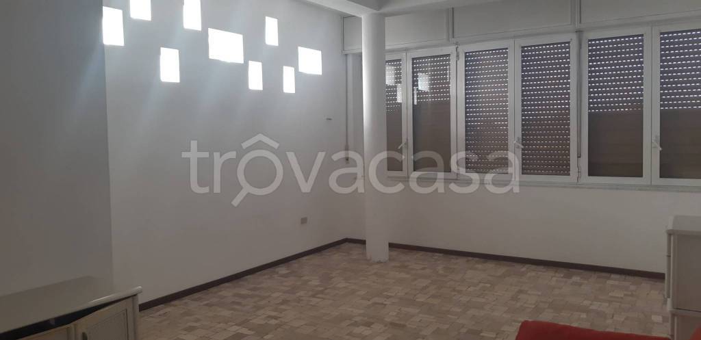 appartamento in affitto a Lainate