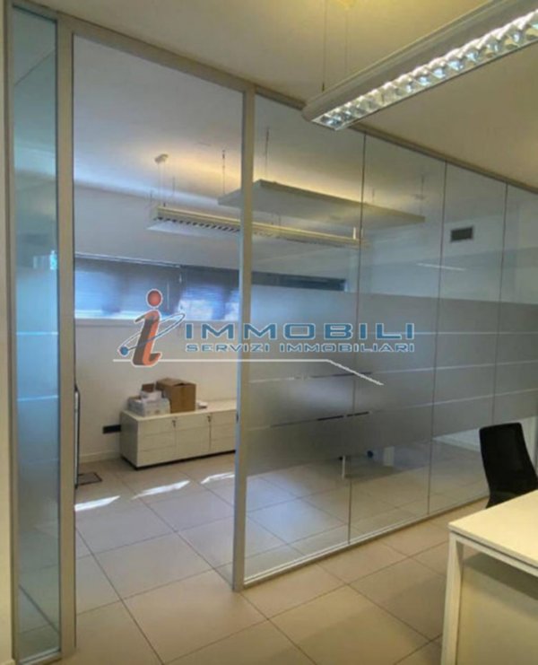 ufficio in affitto a Lainate