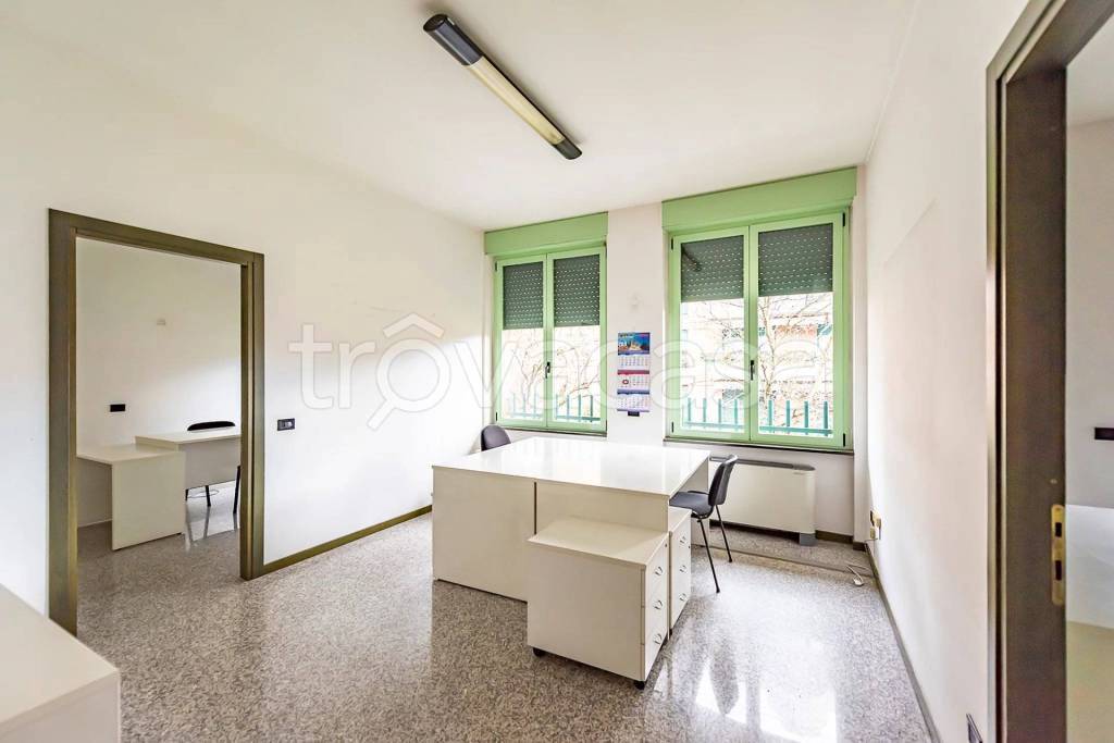 ufficio in affitto a Lainate