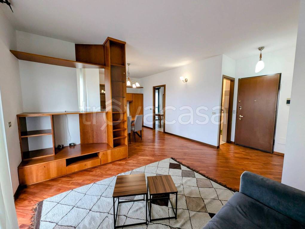 appartamento in affitto a Lainate