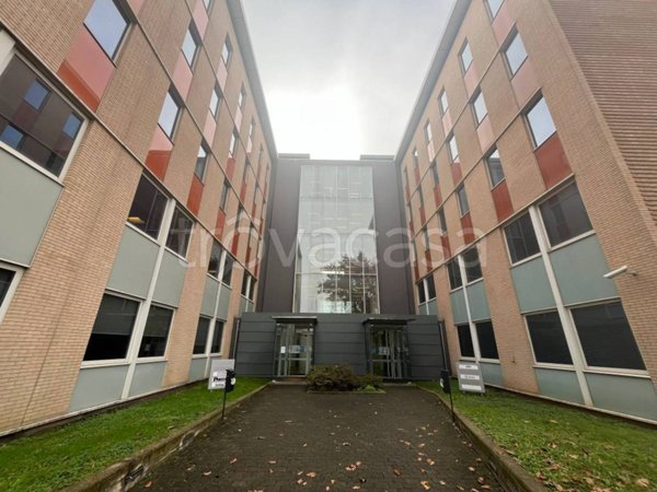 ufficio in affitto a Lainate