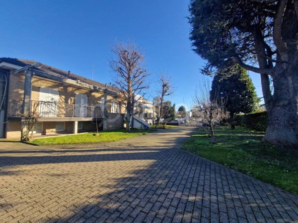 ufficio in affitto a Lainate