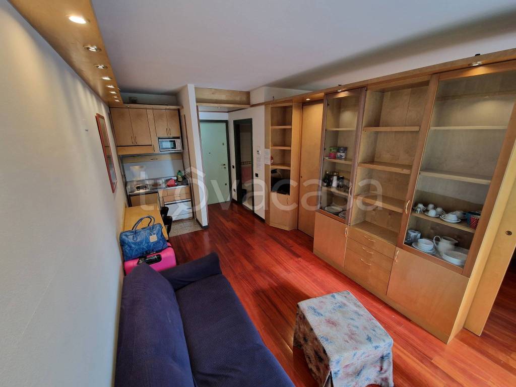 appartamento in affitto a Lainate