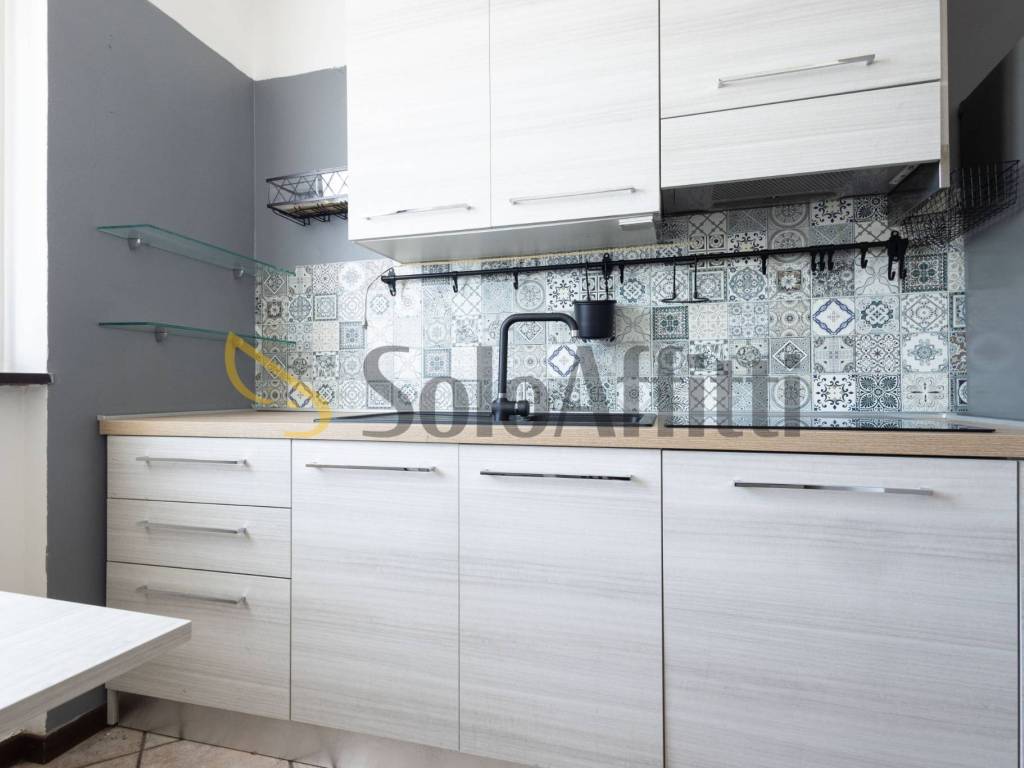 appartamento in affitto a Lainate in zona Barbaiana