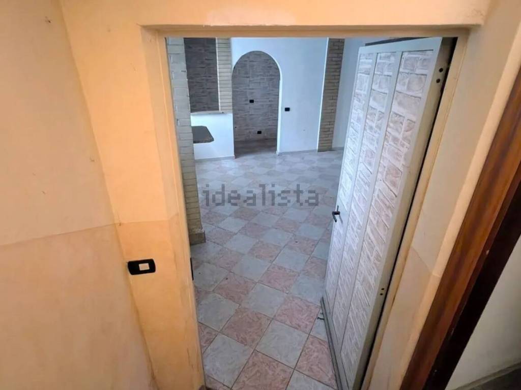 locale di sgombero in affitto a Lainate
