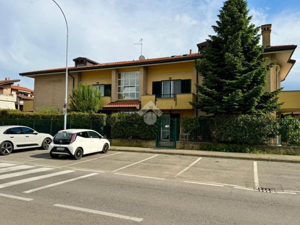 appartamento in affitto a Lainate