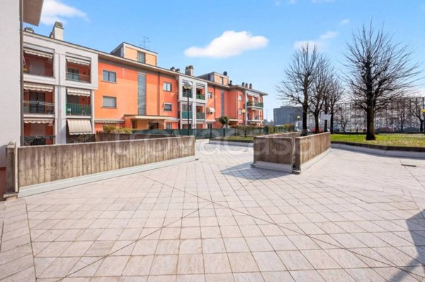 appartamento in affitto a Lainate