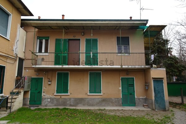 appartamento in affitto a Lainate in zona Barbaiana