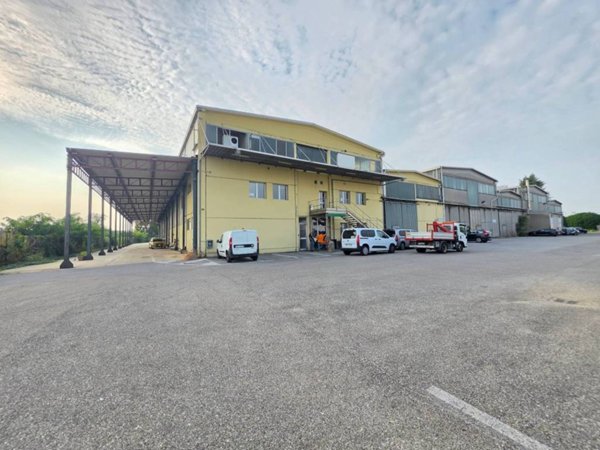 ufficio in affitto a Lainate