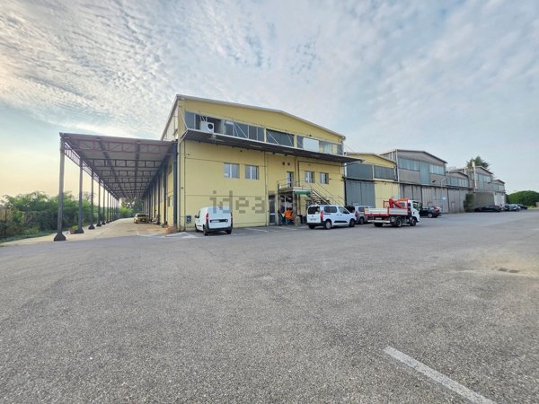 ufficio in affitto a Lainate