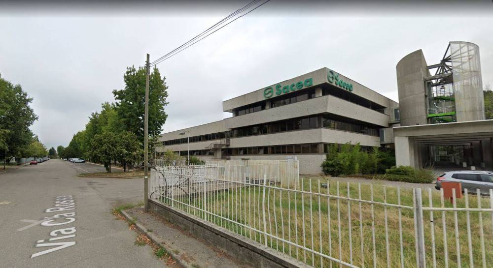 locale commerciale in affitto a Legnano