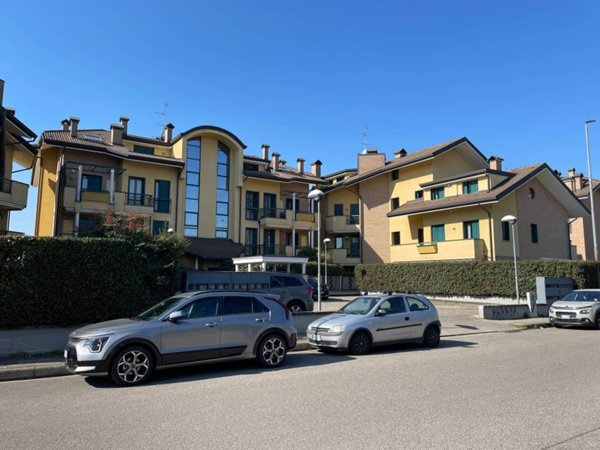 appartamento in affitto a Legnano