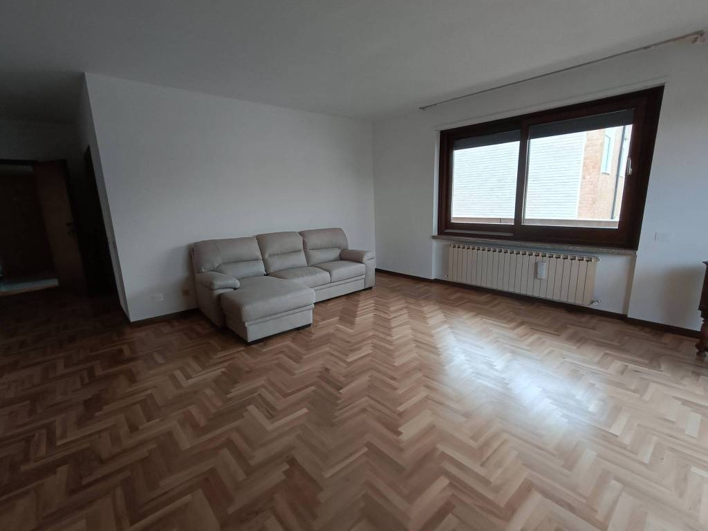 appartamento in affitto a Legnano