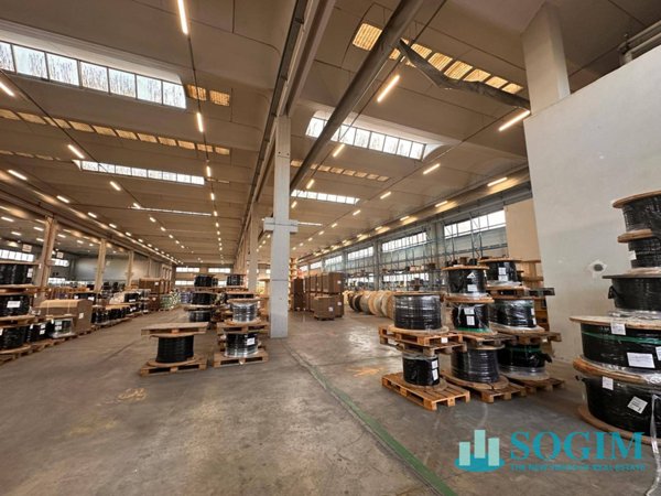 capannone in affitto a Legnano