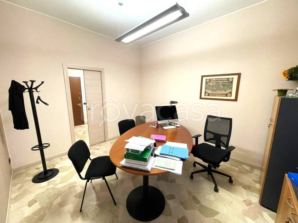 appartamento in affitto a Legnano