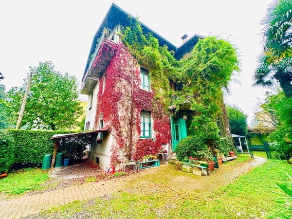 casa indipendente in affitto a Legnano