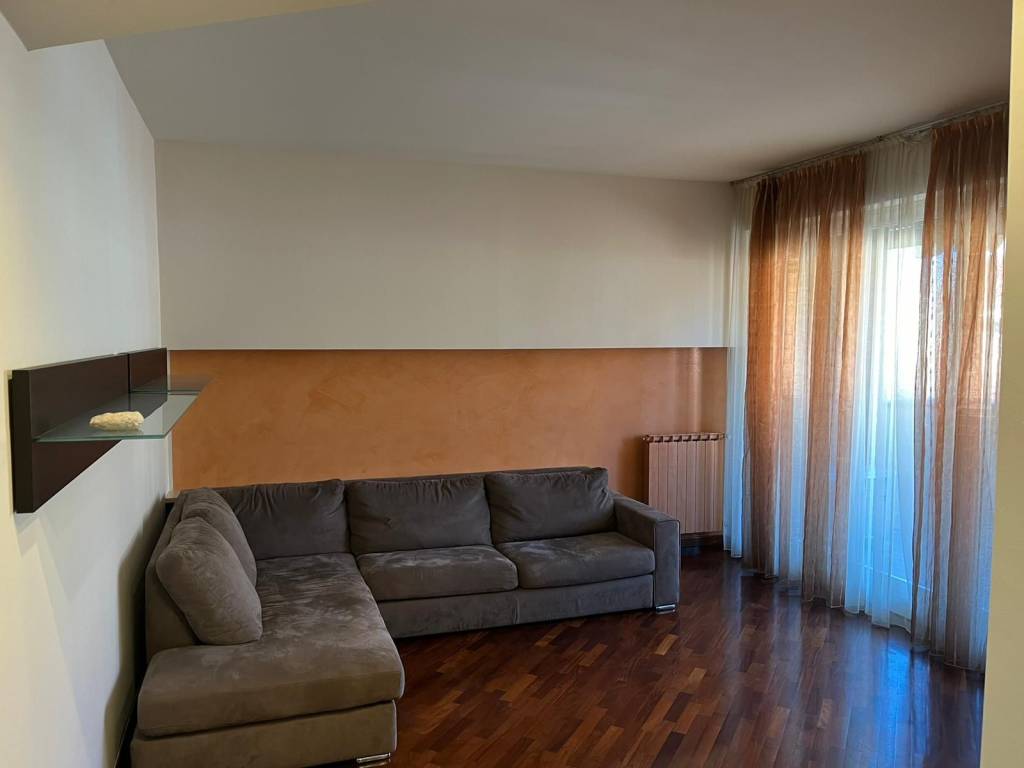 appartamento in affitto a Legnano