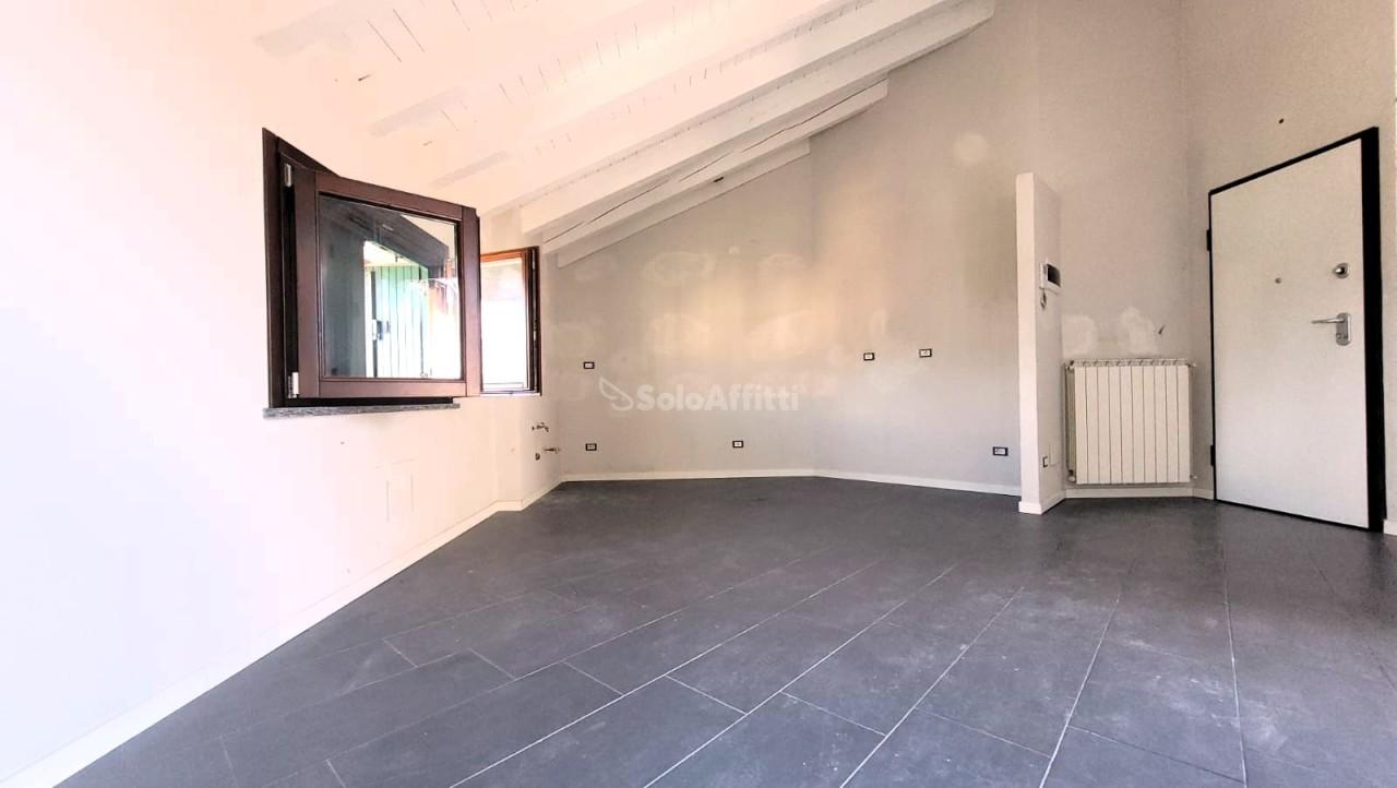 appartamento in affitto a Legnano