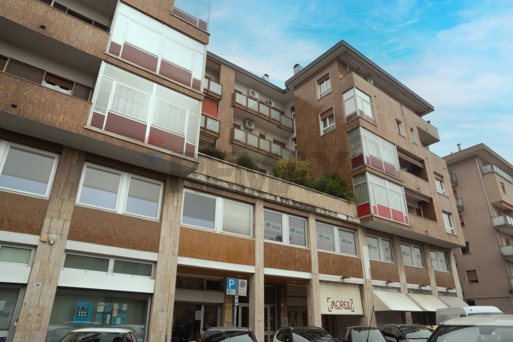 ufficio in affitto a Legnano