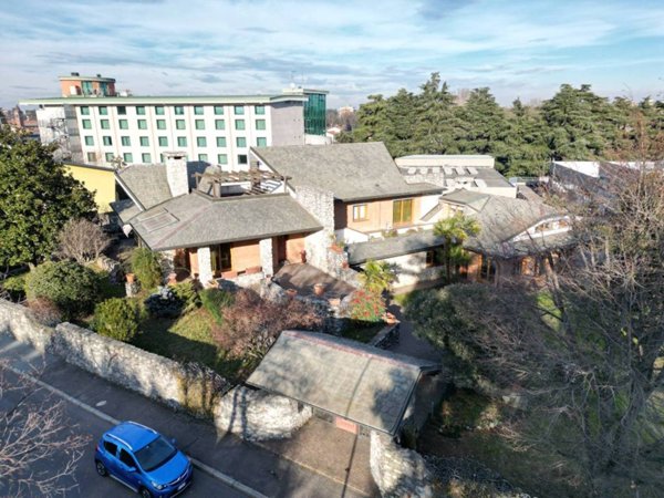 casa indipendente in affitto a Legnano