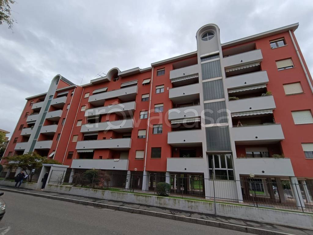 appartamento in affitto a Legnano