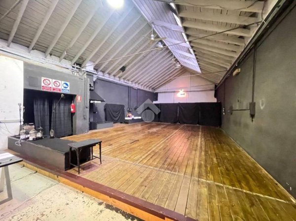 negozio in affitto a Legnano