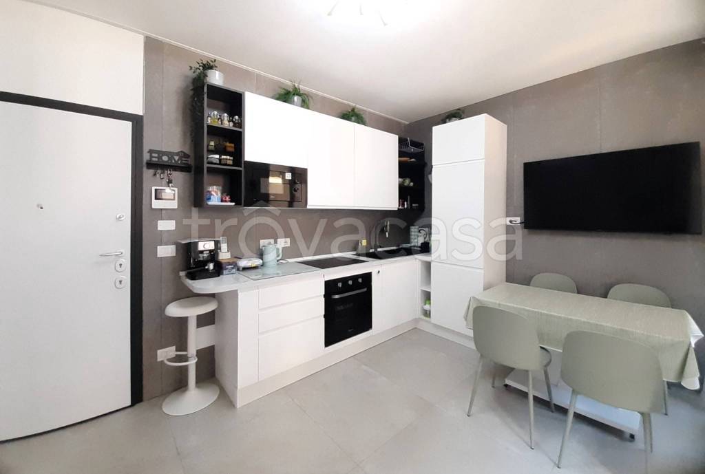 appartamento in affitto a Legnano