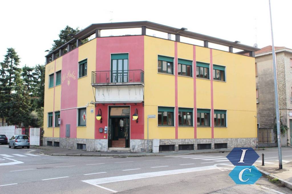 negozio in affitto a Legnano