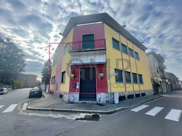 negozio in affitto a Legnano
