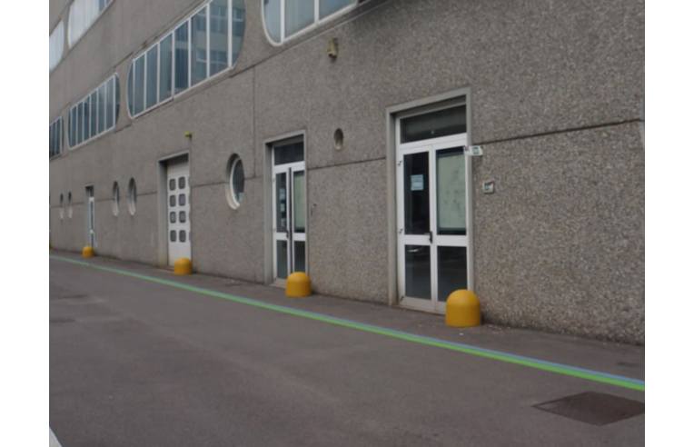 ufficio in affitto a Legnano