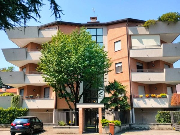 appartamento in affitto a Legnano