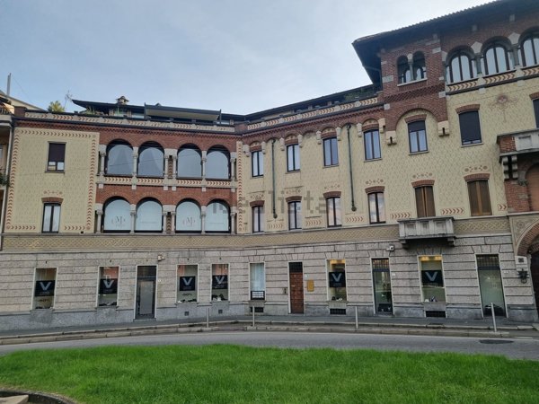 negozio in affitto a Legnano