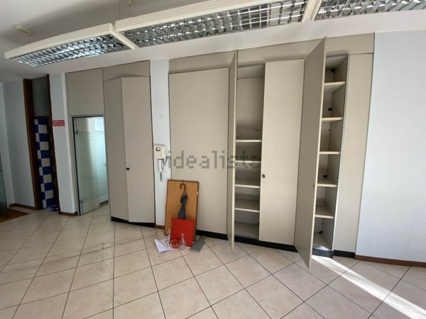 ufficio in affitto a Legnano