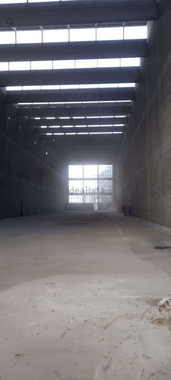 capannone in affitto a Legnano