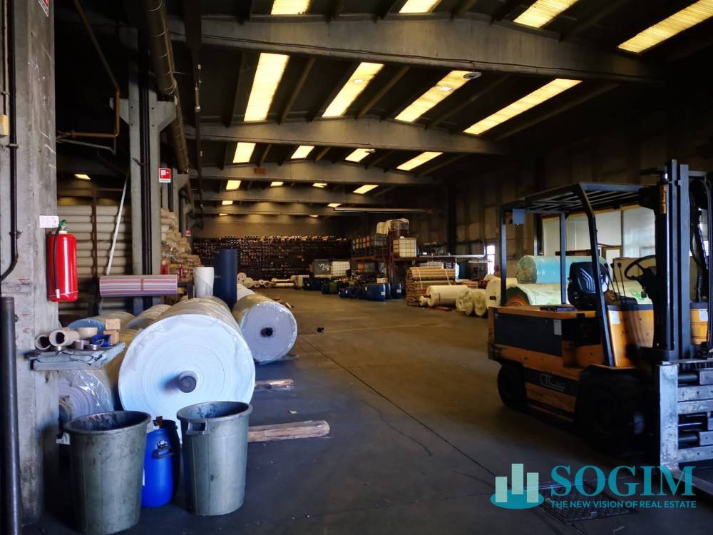 capannone in affitto a Legnano