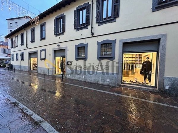 negozio in affitto a Legnano