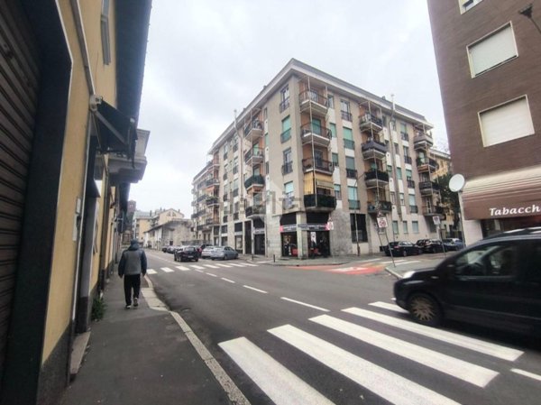 negozio in affitto a Legnano