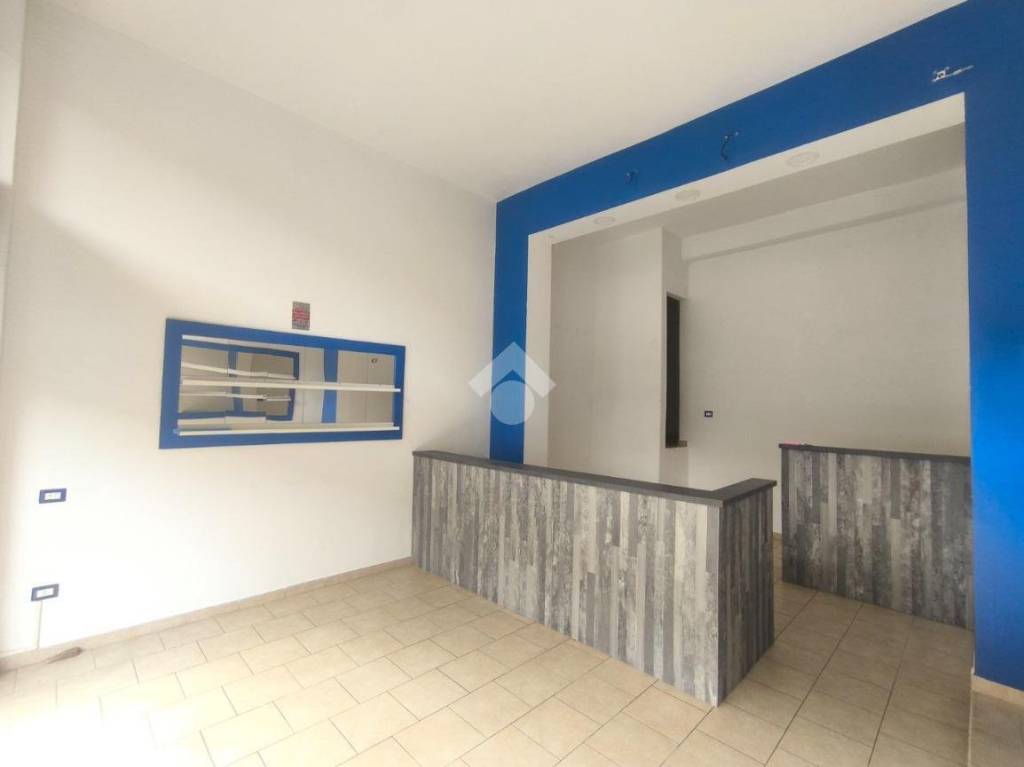 negozio in affitto a Legnano