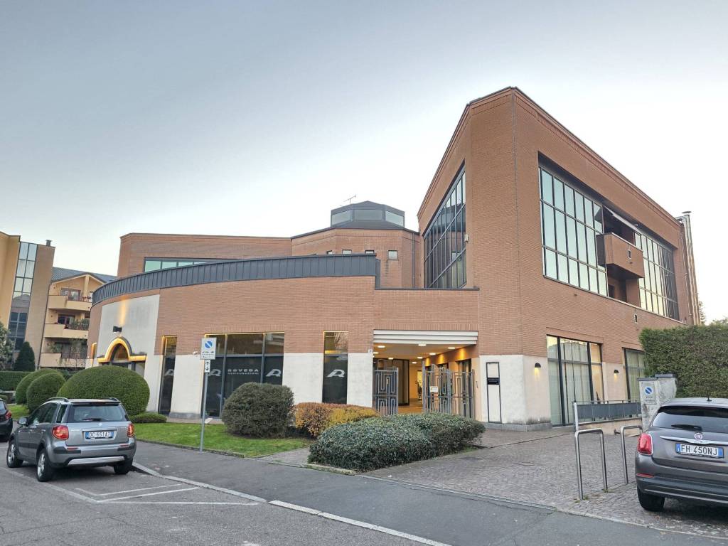 ufficio in affitto a Legnano