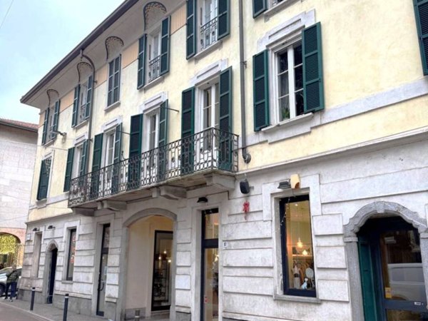 negozio in affitto a Legnano